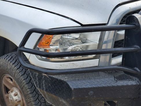 Used 2018 RAM 3500 Tradesman w/ Chrome Appearance Group AWD/4WD image 2