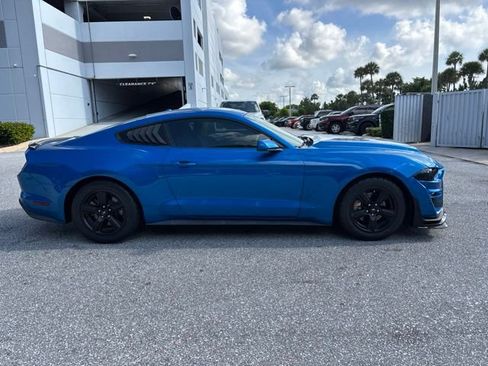 Used 2019 Ford Mustang Coupe RWD image 2