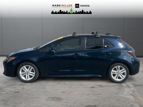 Certified 2021 Toyota Corolla SE w/ SE Preferred Package image 2
