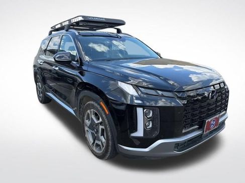 Used 2023 Hyundai Palisade Limited AWD/4WD image 2