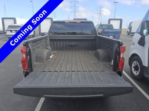 Used 2021 Chevrolet Silverado 1500 Custom w/ Rally Edition RWD image 2