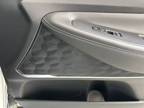 Used 2023 Hyundai Santa Fe SEL w/ Premium Package image 30