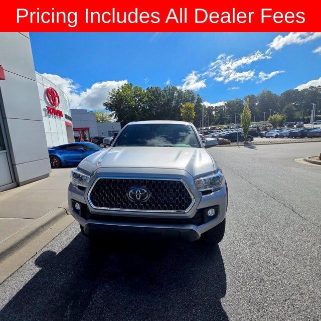 Used 2019 Toyota Tacoma TRD Off-Road AWD/4WD image 16