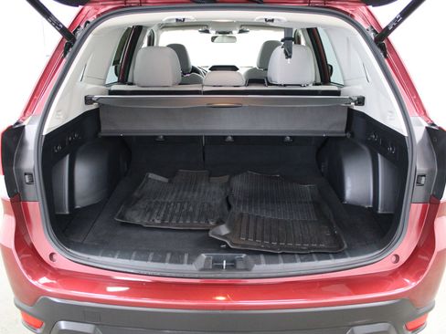 Used 2022 Subaru Forester Premium AWD/4WD image 20