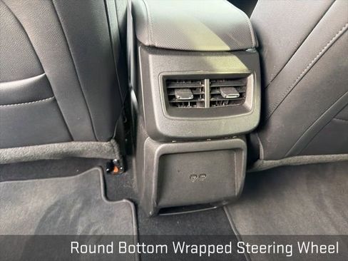 Used 2025 Chevrolet Equinox EV LT w/ Convenience Package image 24