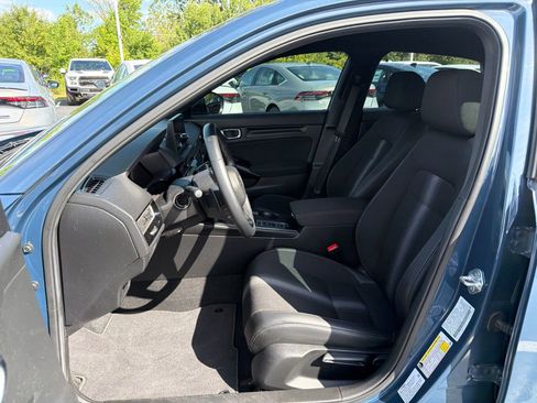 Used 2025 Honda Civic Sport image 10