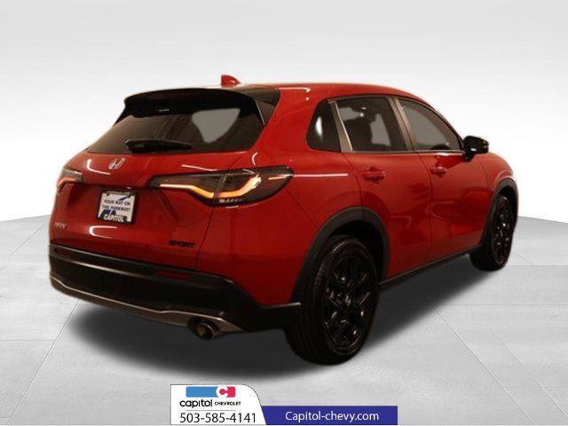 Used 2023 Honda HR-V Sport image 2