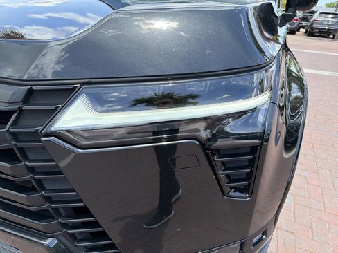 Used 2024 Lexus GX 550 w/ Cold Area Package AWD/4WD image 6