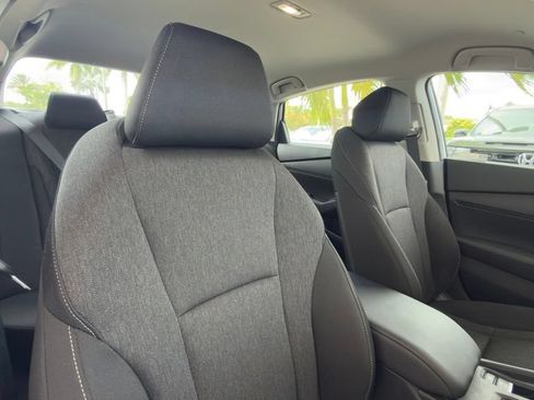 Certified 2023 Honda Accord LX image 9