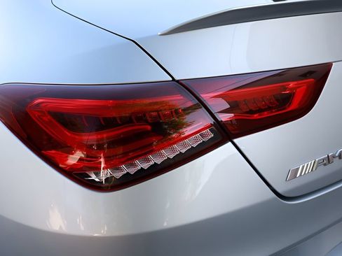 Used 2022 Mercedes-Benz CLA 35 AMG 4MATIC image 41