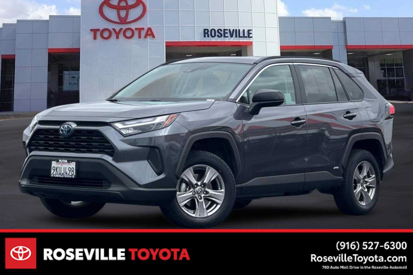 Certified 2024 Toyota RAV4 LE AWD/4WD image 1