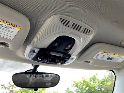 Used 2019 MINI Cooper S image 29