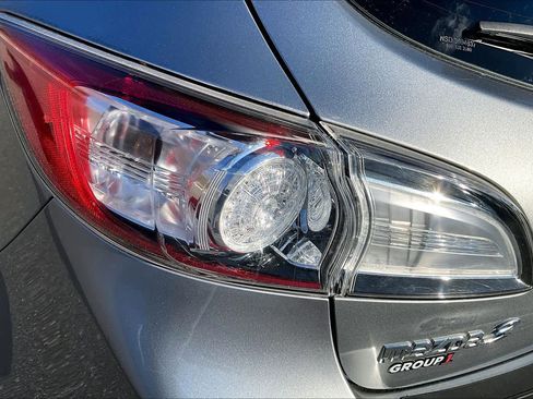 Used 2013 MAZDA MAZDA3 i Grand Touring image 27