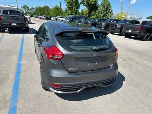Used 2016 Ford Focus ST FWD image 17