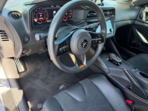 Used 2024 Nissan Z Performance w/ Floor Mat Package RWD image 13