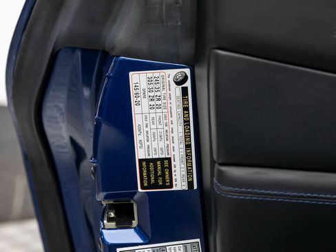 Used 2018 Ferrari 488 GTB image 31