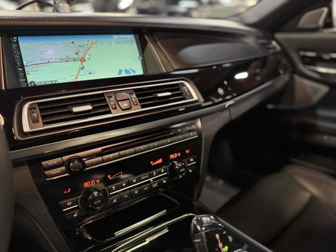 Used 2013 BMW ALPINA B7 image 8