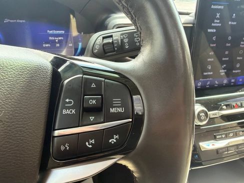 Used 2023 Ford Explorer Platinum w/ Technology Package AWD/4WD image 30