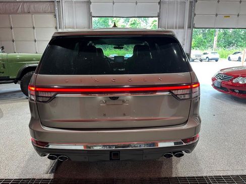 Used 2020 Lincoln Aviator Reserve w/ Equipment Group 202A AWD/4WD image 6