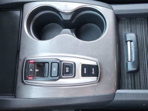 Used 2022 Honda Pilot Sport image 23