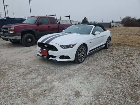 Used 2015 Ford Mustang GT Premium image 2