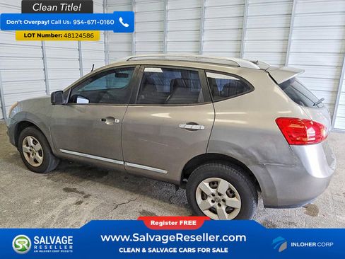 Used 2015 Nissan Rogue S w/ Convenience Package AWD/4WD image 3