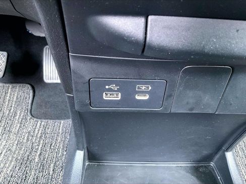 Used 2025 Honda Odyssey EX-L image 17