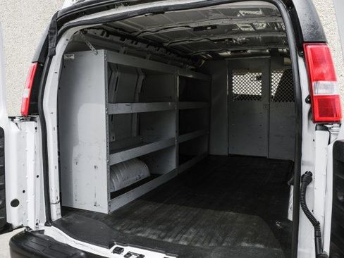 Used 2021 Chevrolet Express 2500 w/ Driver Convenience Package image 43