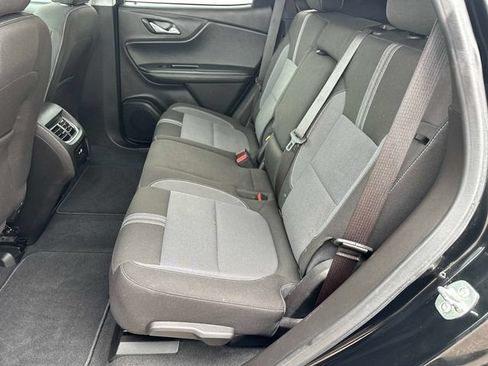 Used 2024 Chevrolet Blazer LT w/ Convenience Package FWD image 11