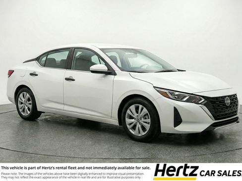 Used 2025 Nissan Sentra S FWD image 1