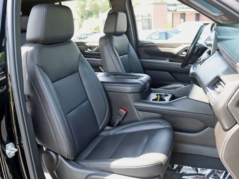 Used 2021 Chevrolet Tahoe LT w/ LT Signature Plus Package AWD/4WD image 31