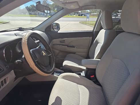 Used 2018 Mitsubishi Outlander Sport ES image 12