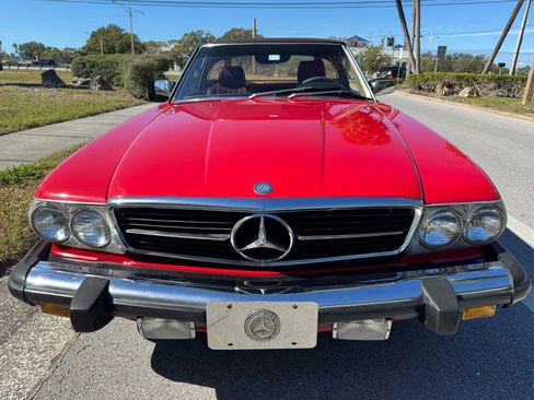 Used 1989 Mercedes-Benz 560 SL image 3