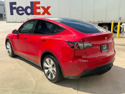 Used 2023 Tesla Model Y Long Range AWD/4WD image 11