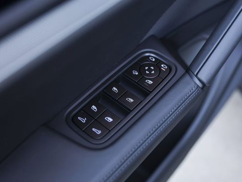 New 2026 Porsche Cayenne S AWD/4WD image 30
