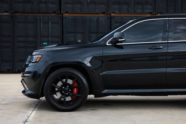 Used 2015 Jeep Grand Cherokee SRT w/ Trailer Tow Group IV AWD/4WD image 30
