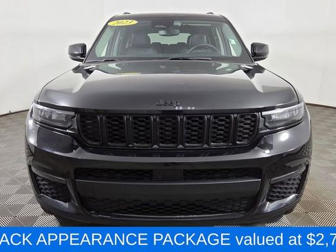 Used 2023 Jeep Grand Cherokee L Limited w/ Black Appearance Package AWD/4WD image 2