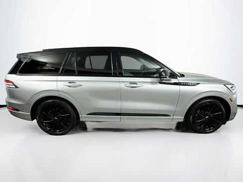 Used 2023 Lincoln Aviator Black Label AWD/4WD image 8
