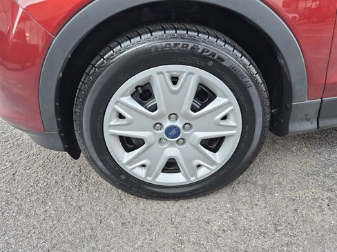 Used 2016 Ford Escape S FWD image 7