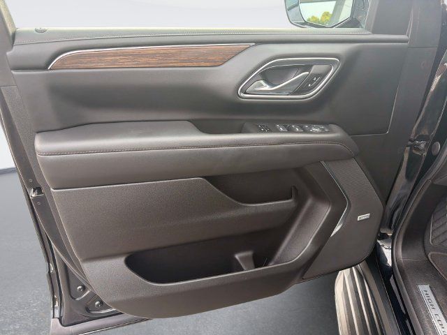 Used 2023 Chevrolet Tahoe High Country w/ Max Trailering Package AWD/4WD image 18
