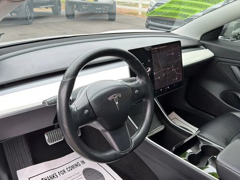 Used 2018 Tesla Model 3 Mid Range RWD image 13