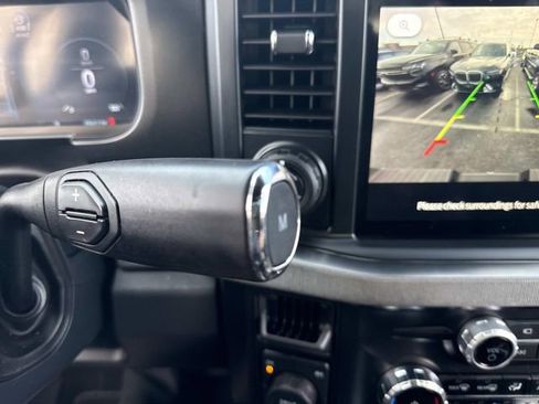 Certified 2025 Ford F250 Platinum w/ FX4 Off-Road Package image 37