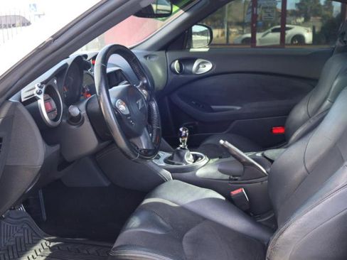 Used 2012 Nissan 370Z Touring w/ Sport Pkg image 14