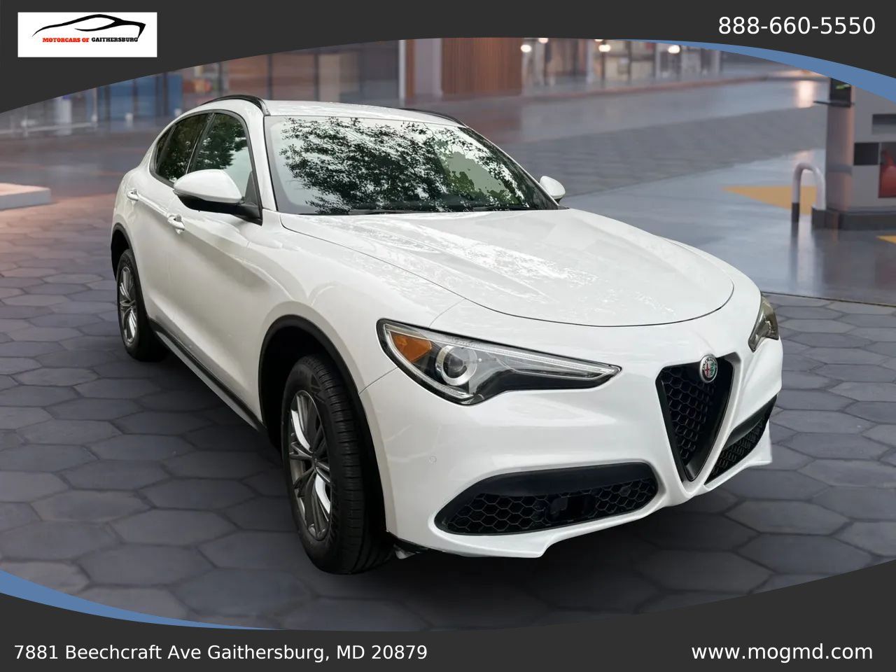 Used 2022 Alfa Romeo Stelvio Sprint RWD image 1