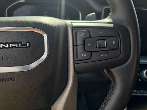 Used 2024 GMC Sierra 1500 Denali w/ Denali Reserve Package AWD/4WD image 18
