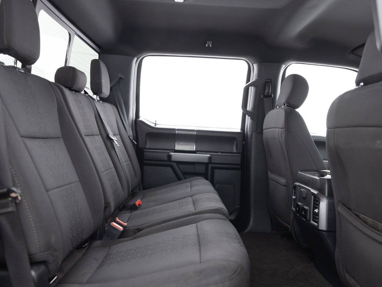 Used 2020 Ford F150 XLT w/ Equipment Group 302A Luxury AWD/4WD image 33