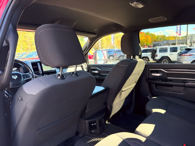 Used 2024 RAM 2500 Big Horn w/ Sport Appearance Package AWD/4WD image 20