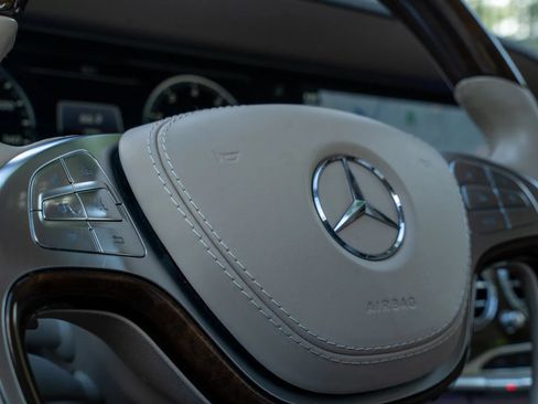 Used 2017 Mercedes-Benz S 550 4MATIC Sedan image 27