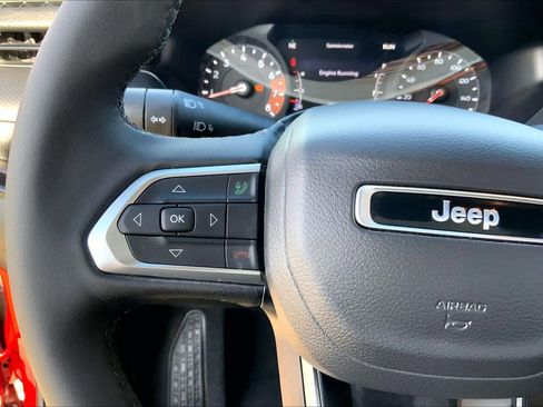 Used 2026 Jeep Compass Limited image 24