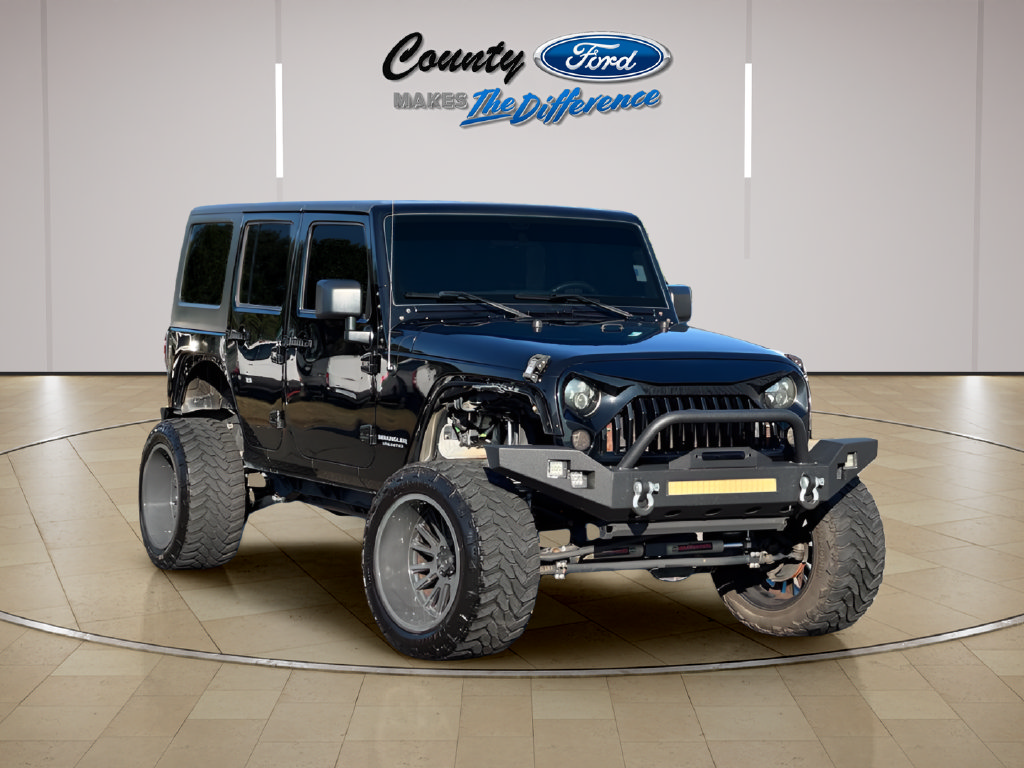 Used 2015 Jeep Wrangler Unlimited Sport w/ Max Tow Package AWD/4WD image 1